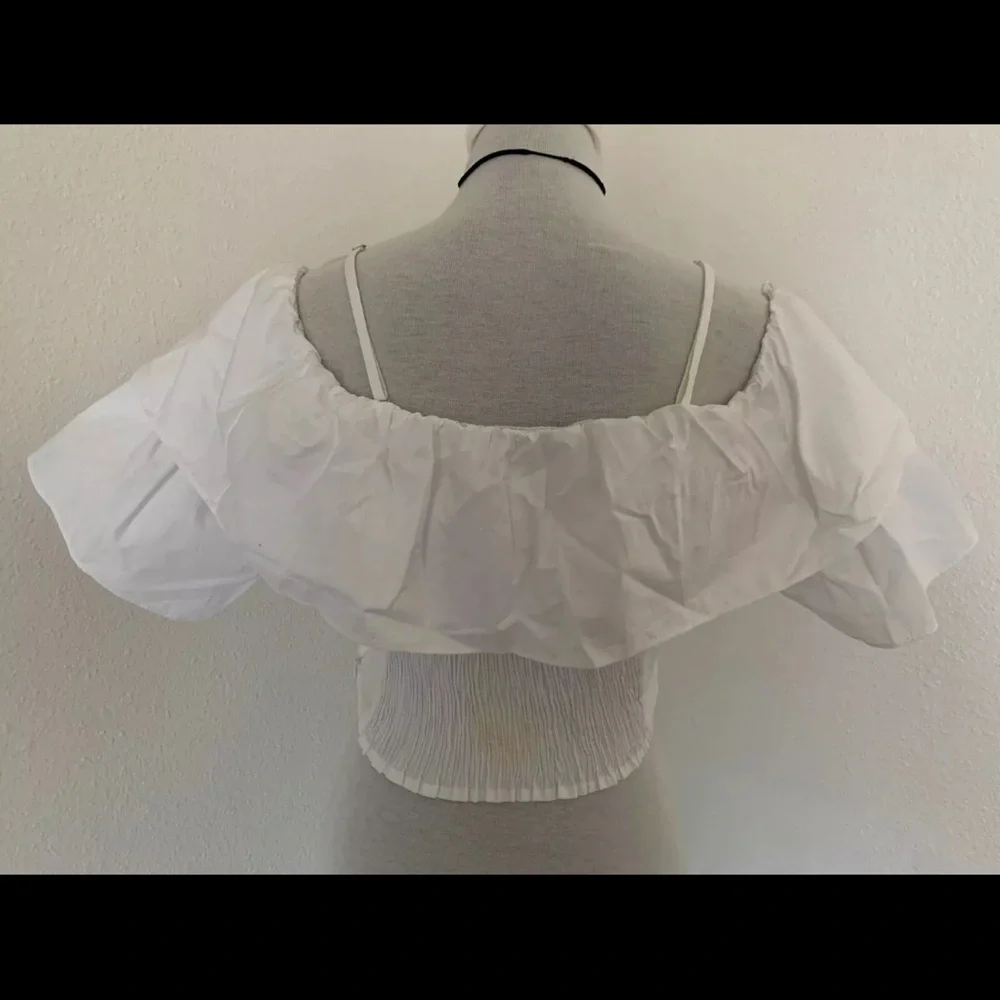 ZARA Womens Junior Girls Size L White Cropped Top Blouse Short Ruffle Sleeve - Picture 2 of 16